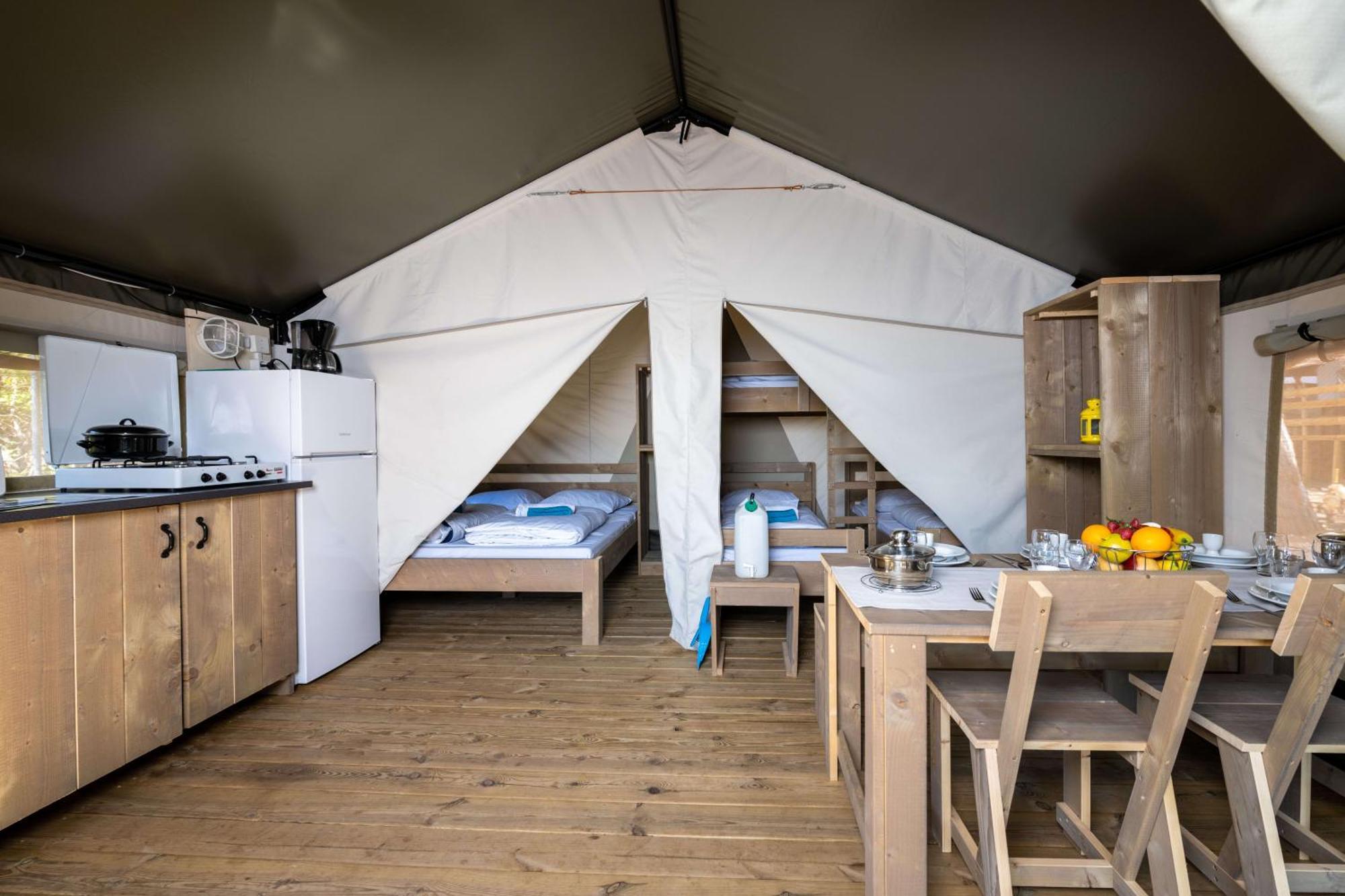 Easyatent Safari Tent Comfort Krk Крк Номер фото